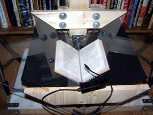 Uwe Ross: Buchscanner – Made by Do It Yourself